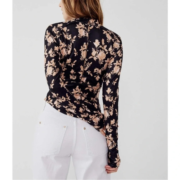 Free People Dinner Party Floral Printed Top Cutout / Black Combo Size M - Picture 3 of 10